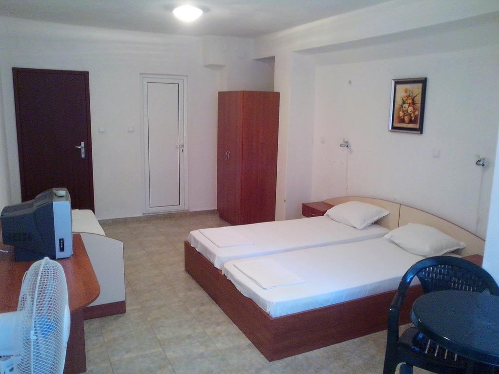 צ'רנומורץ Guest House Krasi חדר תמונה