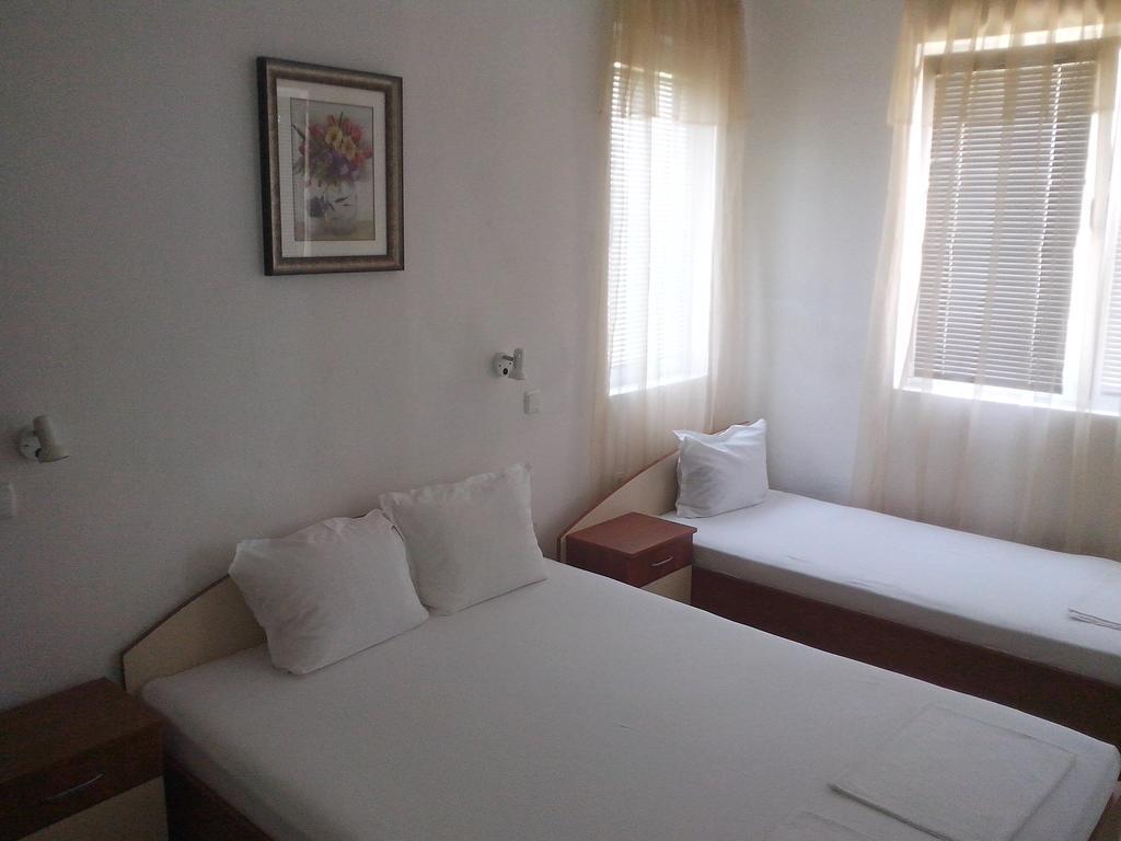 צ'רנומורץ Guest House Krasi חדר תמונה