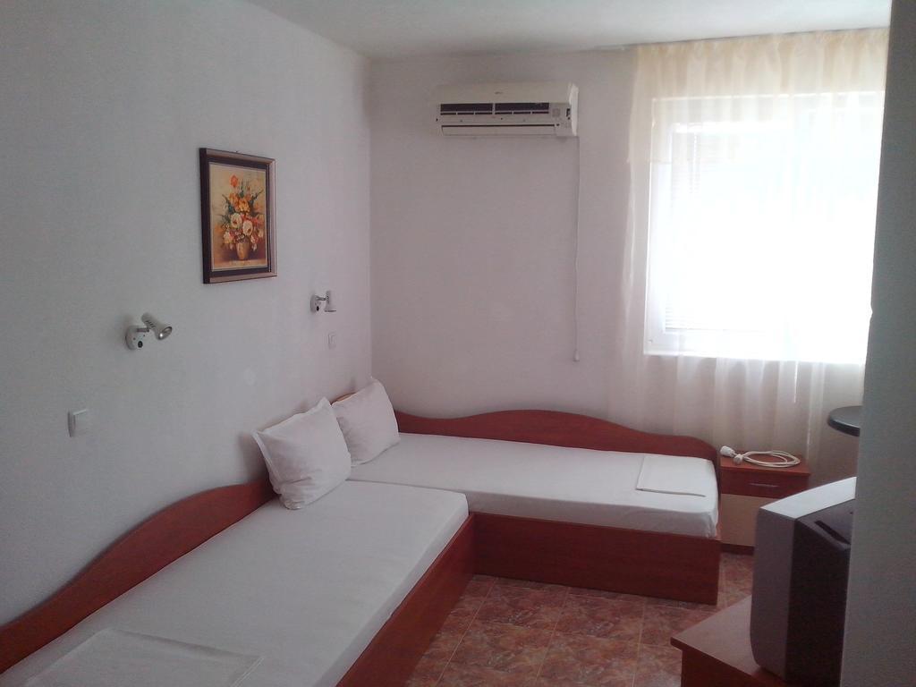 צ'רנומורץ Guest House Krasi חדר תמונה